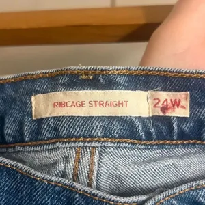 ✨Levi's Plus Size Ribcage Straight-Leg Ankle Sz 24W Jeans✨ thumbnail 11