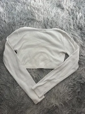 White Garage Top thumbnail 3