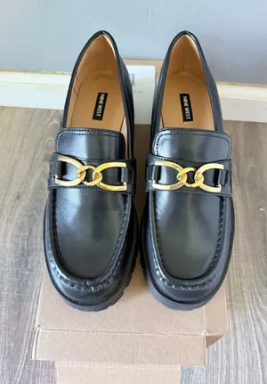 Woman’s Nine West gables round toe. Lug heel. Casual loafers size:10.5 thumbnail 1