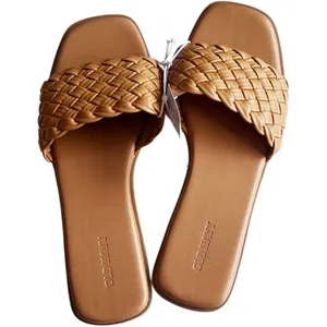 Old Navy Women's Woven Sandals Sz 7 thumbnail 1