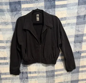 Mono B Black Full-Zip Cropped Jacket thumbnail 1