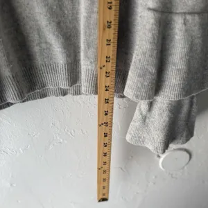 J Crew Mercantile Sweater Womens XL Gray Ruffle Sleeve Pullover Coquette‎ Preppy thumbnail 6