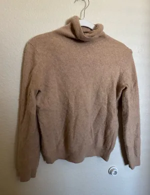 MANGO Cashmere Turtleneck Sweater Size medium in‎ tan thumbnail 1
