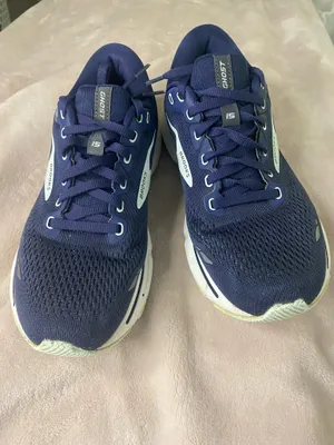 Brooks Ghost 15 Women's Size 9 Running Shoes thumbnail 2