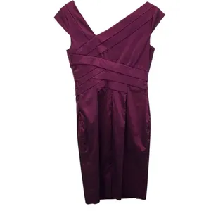 Adrianna Papell Cross neck burgundy midi pencil dress size 6 party business form thumbnail 2