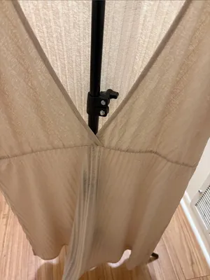 Light beige V-Neck Pleated Midi Dress thumbnail 4