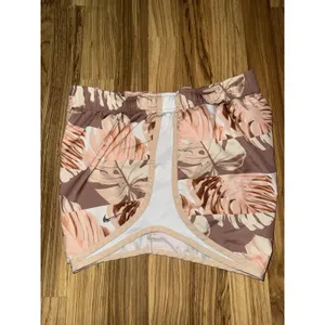 Nike Dri-fit Women's M Medium‎ leaf brown tempo lined running athletic shorts thumbnail 4