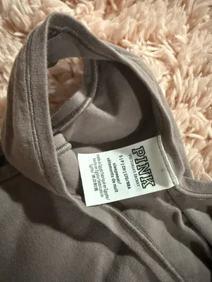 PINK Victoria's Secret Tank Top thumbnail 3