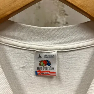 The Vintage Shop Vintage 1993 Alaska AK White Single Stitch Artsy Painting Graphic T-Shirt Large thumbnail 4