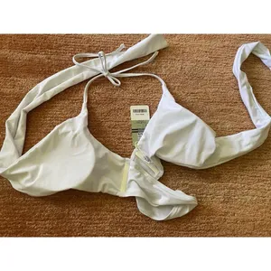 SHEKINI White Bikini Top Size L Wrap Style Adjustable Swimwear thumbnail 4