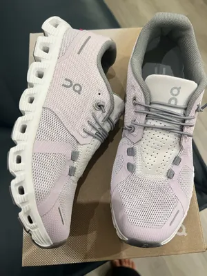 Running On Cloud Shoes Women’s thumbnail 4
