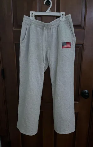 Hollister Sweatpants thumbnail 1