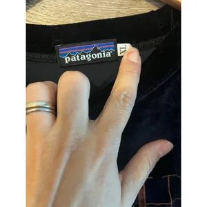 Patagonia sweater Vogue New Order navy blue velvet long sleeves size XL thumbnail 3