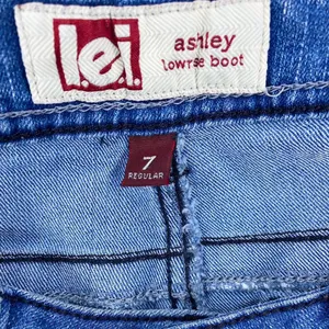 . Retro Ashley Low Rise Bootcut Light Medium Wash Jeans Denim thumbnail 8