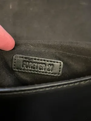 Forever 21 Shoulder Bag Womens Small Black Faux Leather Chain Strap Purse thumbnail 8