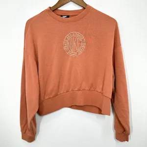Nike Women's Size XS Femme Crew Jumper Terra Blush Pink Tan Loungewear Active thumbnail 2