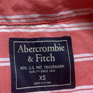 Abercrombie & Fitch Women’s Pink White Short Sleeve Button-Down Shirt Size XS thumbnail 6