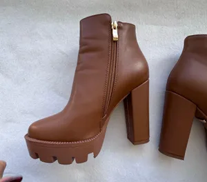 Studio F Chunky Platform Heeled Boots Size 37 – Brown Faux Leather Ankle Boots thumbnail 4