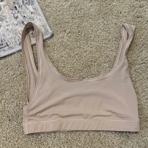 SKIMS Soft Beige Sports Bra thumbnail 4