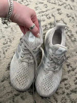 Adidas Shoes thumbnail 4