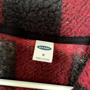 Old Navy red black checkered fleece pullover half zip‎ comfortable warm sweater thumbnail 4