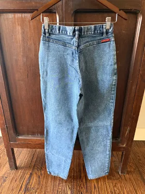 Jordache Blue Acid Wash Vintage Back Yolk Mom Jeans Size 8 thumbnail 3