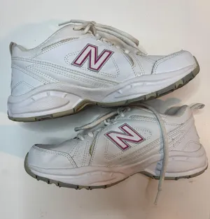New Balance Womens 608 V3 Size 7.5 #WX608V3P thumbnail 5