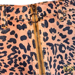 We The Free by Free People “Zip It Up” Leopard Print Mini Skirt – Size 26 thumbnail 7