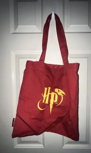 Harry Potter Platform 9 3/4 Hogwarts Express Canvas Tote Bag thumbnail 1