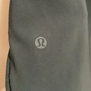 Lululemon on the Fly High Rise Skirt Gravity Athleisure Minimalist Travel thumbnail 4