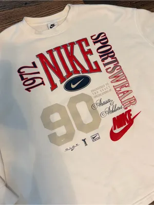 Women’s Nike Oversized Crewneck Size Large thumbnail 4
