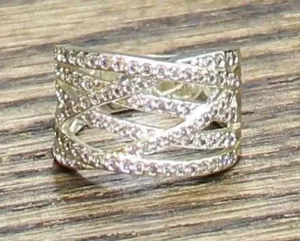 NEW Fashion Criss Cross Weave Rhinestone Cocktail Ring Silver Gray / Clear 9.5 thumbnail 1