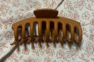 Boutique Hair Clip thumbnail 1