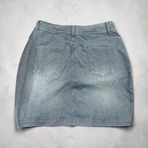 Amazon Womens Blue Denim Mini Skirt Size L Regular Solid Short Length Cotton Blend thumbnail 2
