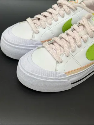 NIKE Women’s Court Legacy Lift Size 6 thumbnail 3