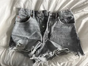ZARA Jean Shorts High-Waisted thumbnail 1