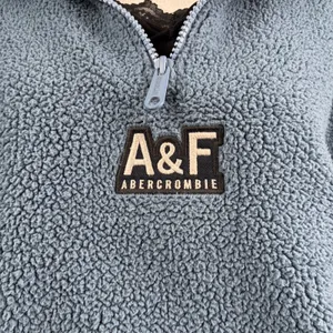 Abercrombie Fitch Sherpa Fleece Hoodie Kids 15/16 Blue Embroidered Winter Casual thumbnail 4
