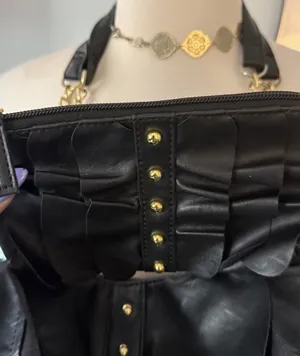 Designer Shoe Warehouse Black Faux Leather Ruffled Shoulder Tote Bag + Matching Pouch thumbnail 8