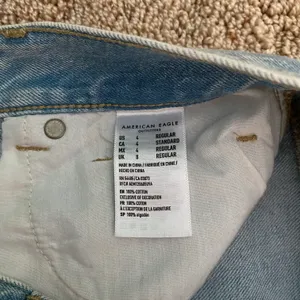 American Eagle ‼️ Mom Jean‼️ thumbnail 7