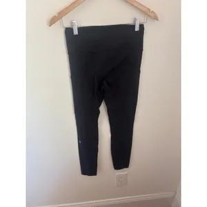 Lululemon Speed Up Tight 25 Black Running‎ Leggings Pockets Reflective Size 6 thumbnail 2