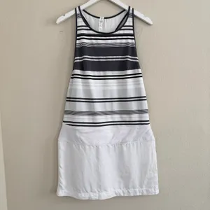 Lululemon Blissed Out Dress Size 8 Racerback Tennis Prep Pickeball Athletic‎ thumbnail 3
