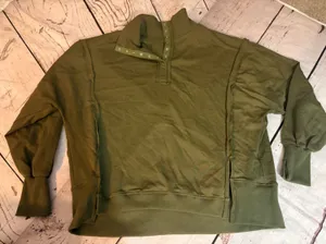 Women’s boutique slouchy sweater, olive green M thumbnail 1