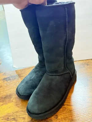 UGG Women's Classic Boost thumbnail 1