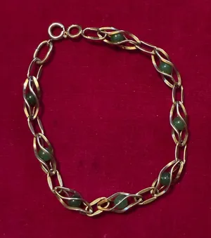 Vintage Signed KREMENTZ Gold Overlay & Green Jade Bead Bracelet 7.75” thumbnail 1