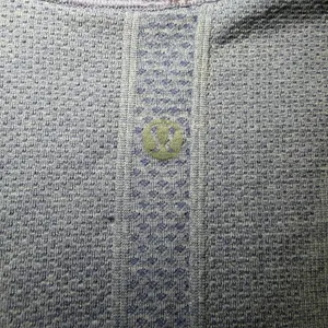Lululemon Women Short Sleeve Athletic Top Size 6 Heathered Purple thumbnail 7