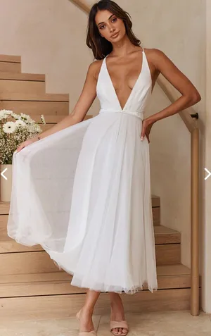 Dress thumbnail 3