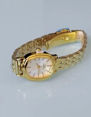 Brand New Y2k style Gold quartz watch with white face and gold hands Condition thumbnail 2