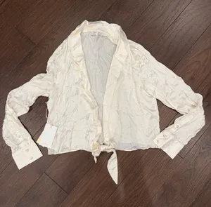 Wilfred Cream Tie-Front Button Down Shirt Size Medium NWT - C54-112 thumbnail 1