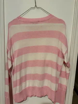 Vineyard Vines Sweater thumbnail 2