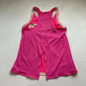 Lululemon Hot Pink Racerback Tank Top Size 6 | Built-In Bra Mesh Back Activewear thumbnail 2